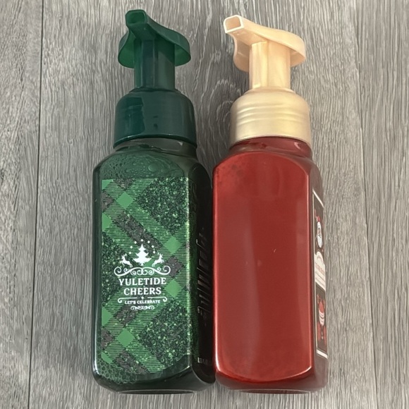 Fresh Balsam and Tis The Season Candle and Foaming Soap Set Bath & Body Works - Picture 5 of 9